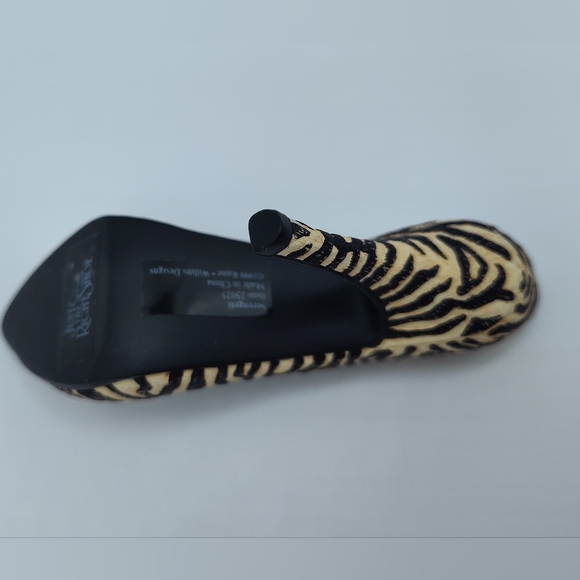 Just the Right Shoe Zebra Print High Heel Miniature Shoe Collectible - Picture 4 of 6